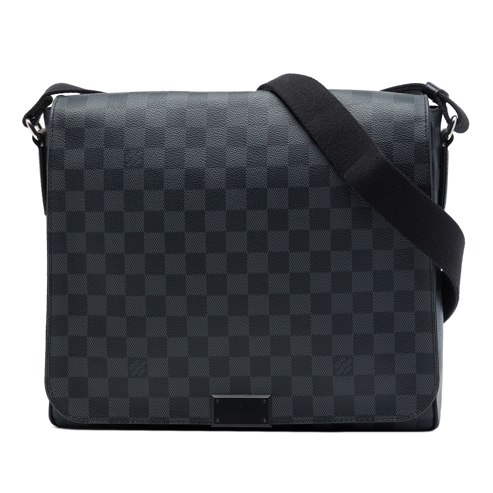 Pre-Loved Louis Vuitton Damier Graphite District MM